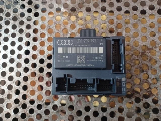 bontott AUDI A6 C5 Jobb első Ajtó Vezérlőegység