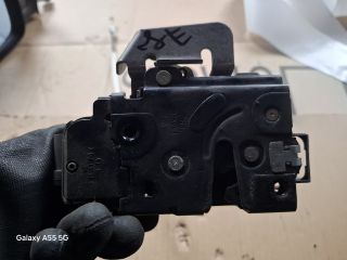 bontott AUDI A6 C5 Jobb első Ajtózár