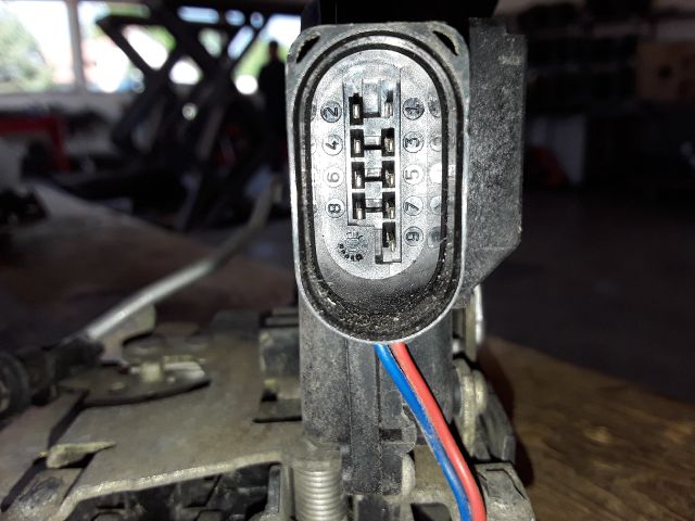 bontott AUDI A6 C5 Jobb első Ajtózár