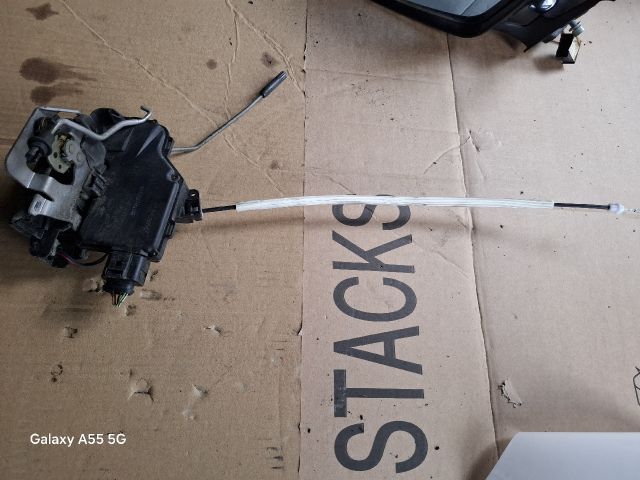 bontott AUDI A6 C5 Jobb első Ajtózár