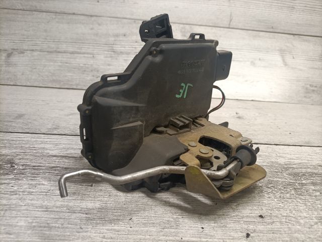 bontott AUDI A6 C5 Jobb első Ajtózár