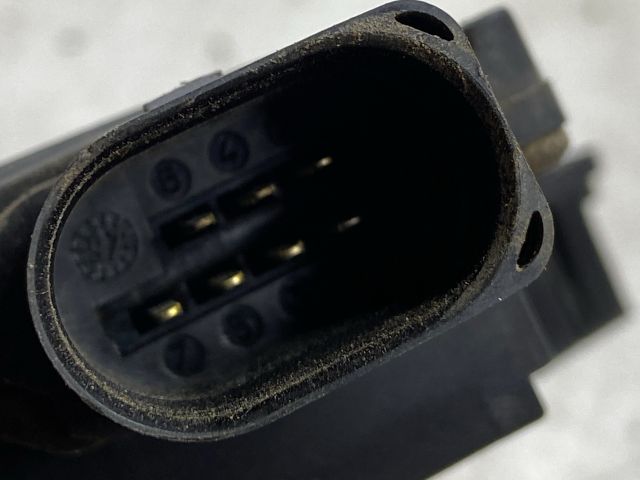 bontott AUDI A6 C5 Jobb első Ajtózár