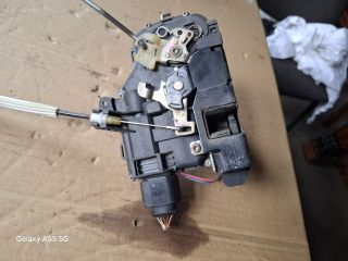 bontott AUDI A6 C5 Jobb első Ajtózár