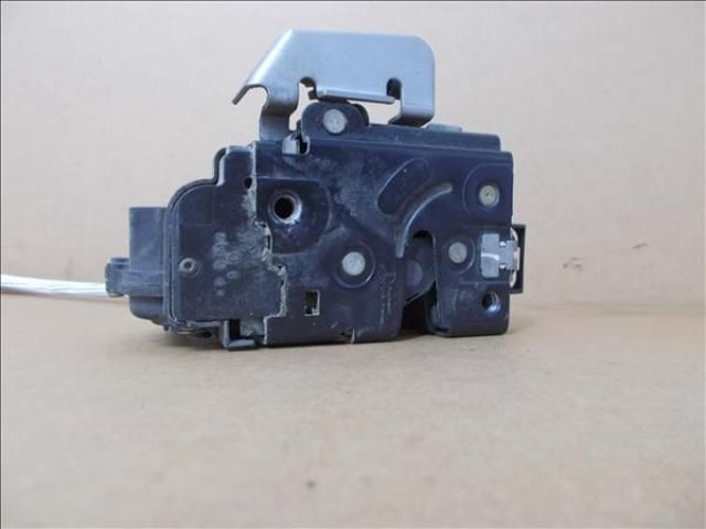 bontott AUDI A6 C5 Jobb első Ajtózár