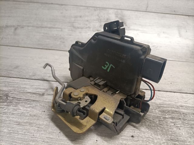 bontott AUDI A6 C5 Jobb első Ajtózár