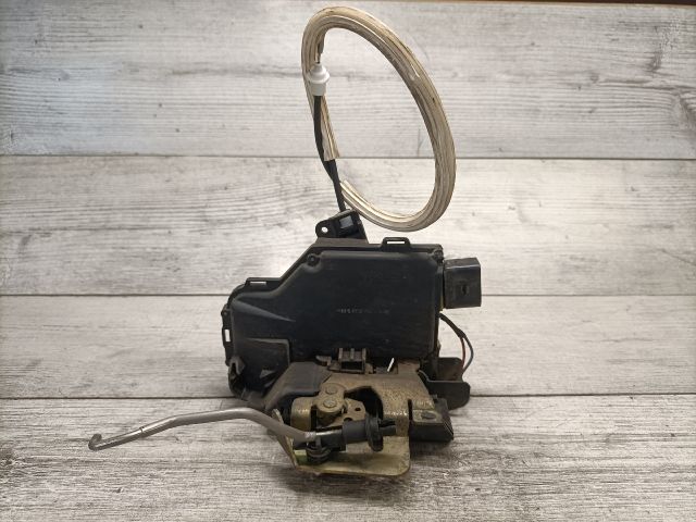 bontott AUDI A6 C5 Jobb első Ajtózár