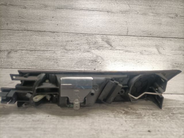 bontott AUDI A6 C5 Jobb első Belső Kilincs