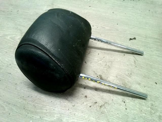 bontott AUDI A6 C5 Jobb első Fejtámla