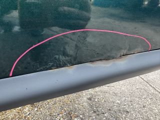 bontott AUDI A6 C5 Jobb első Gumikéder