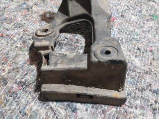 bontott AUDI A6 C5 Jobb első Küszöb Tartó