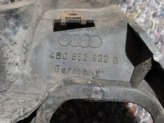 bontott AUDI A6 C5 Jobb első Küszöb Tartó