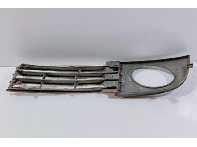 bontott AUDI A6 C5 Jobb első Lökhárító Vakborítás