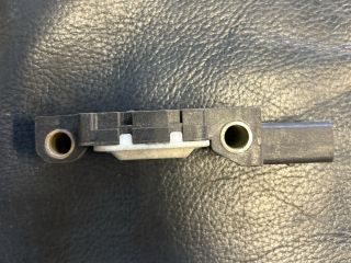 bontott AUDI A6 C5 Jobb első Oldal Ütközés Érzékelő