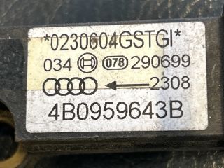 bontott AUDI A6 C5 Jobb első Oldal Ütközés Érzékelő