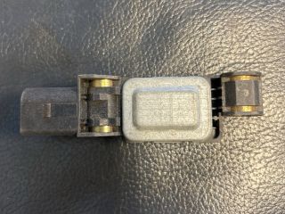 bontott AUDI A6 C5 Jobb első Oldal Ütközés Érzékelő