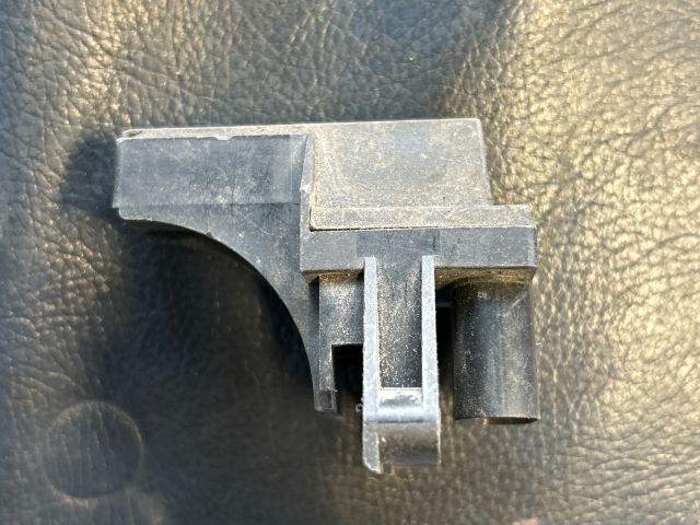 bontott AUDI A6 C5 Jobb első Oldal Ütközés Érzékelő