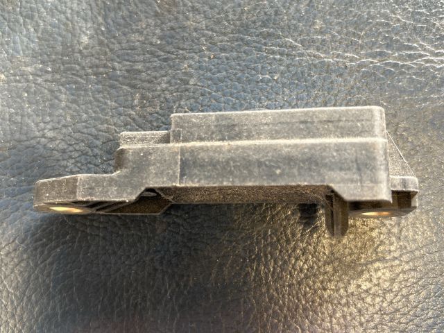 bontott AUDI A6 C5 Jobb első Oldal Ütközés Érzékelő