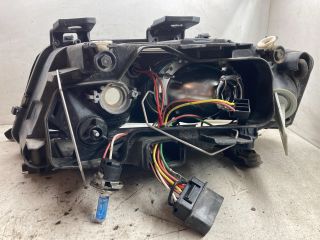 bontott AUDI A6 C5 Jobb Fényszóró