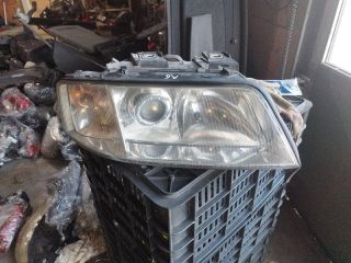 bontott AUDI A6 C5 Jobb Fényszóró