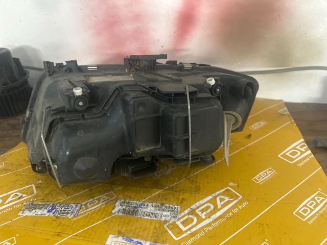 bontott AUDI A6 C5 Jobb Fényszóró