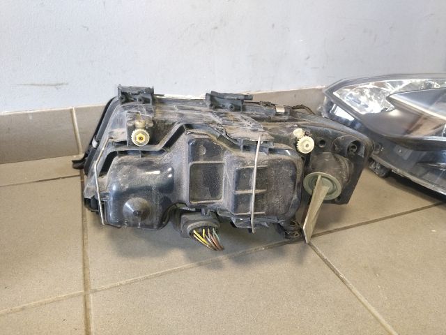 bontott AUDI A6 C5 Jobb Fényszóró