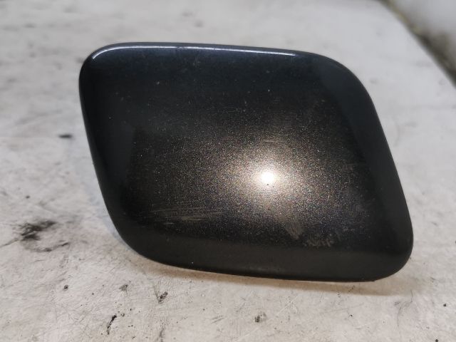 bontott AUDI A6 C5 Jobb Fényszórómosó Fedél