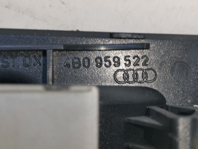 bontott AUDI A6 C5 Jobb hátsó Ablakemelő Kapcsoló