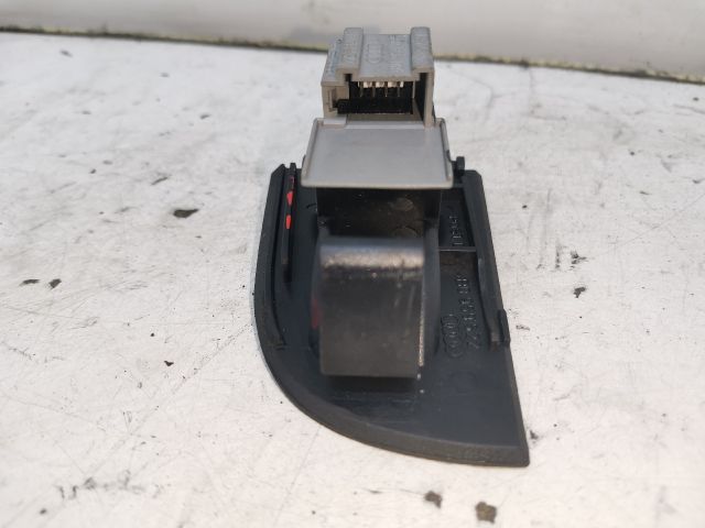 bontott AUDI A6 C5 Jobb hátsó Ablakemelő Kapcsoló