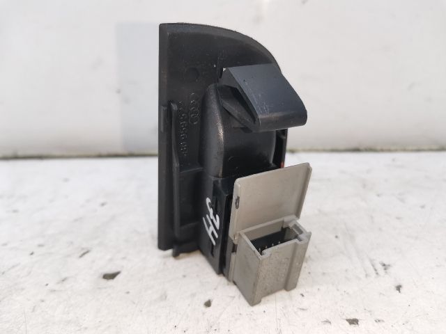 bontott AUDI A6 C5 Jobb hátsó Ablakemelő Kapcsoló