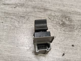 bontott AUDI A6 C5 Jobb hátsó Ablakemelő Kapcsoló