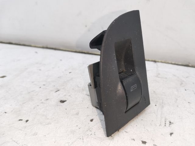 bontott AUDI A6 C5 Jobb hátsó Ablakemelő Kapcsoló