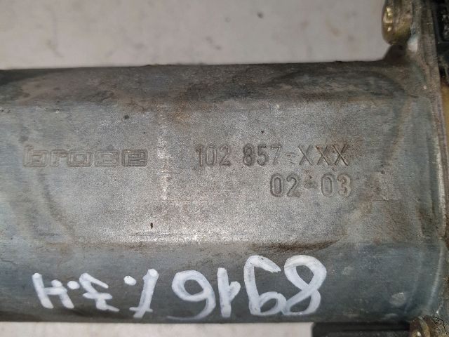 bontott AUDI A6 C5 Jobb hátsó Ablakemelő Motor