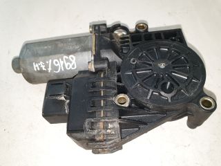 bontott AUDI A6 C5 Jobb hátsó Ablakemelő Motor