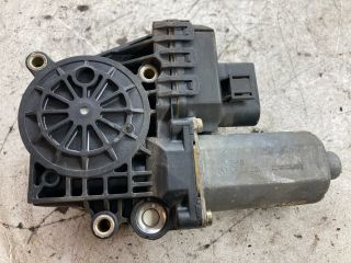 bontott AUDI A6 C5 Jobb hátsó Ablakemelő Motor