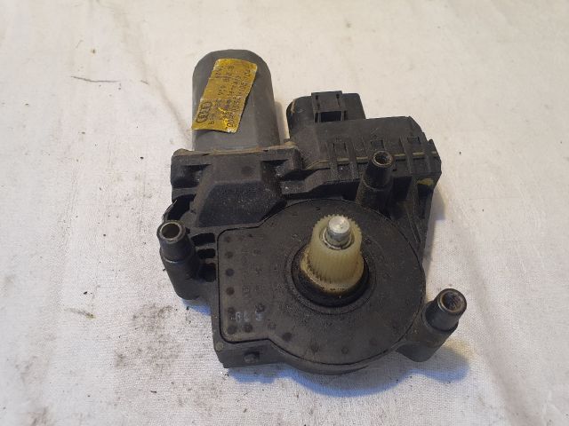 bontott AUDI A6 C5 Jobb hátsó Ablakemelő Motor