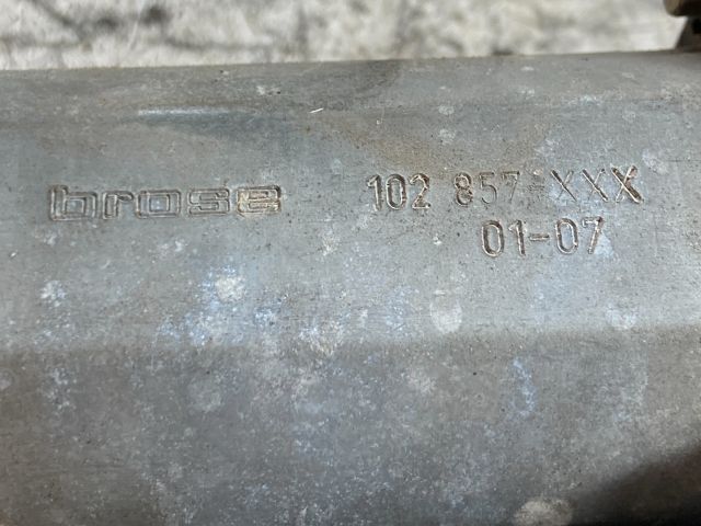 bontott AUDI A6 C5 Jobb hátsó Ablakemelő Motor