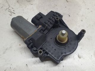 bontott AUDI A6 C5 Jobb hátsó Ablakemelő Motor