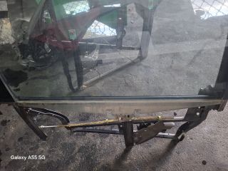 bontott AUDI A6 C5 Jobb hátsó Ablakemelő Szerkezet (Elektromos)