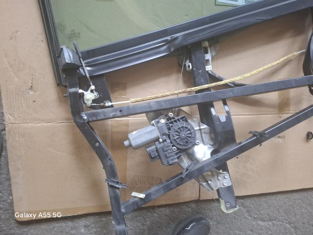 bontott AUDI A6 C5 Jobb hátsó Ablakemelő Szerkezet (Elektromos)