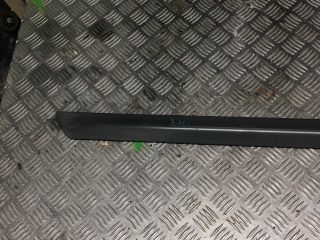 bontott AUDI A6 C5 Jobb hátsó Ajtó Díszléc