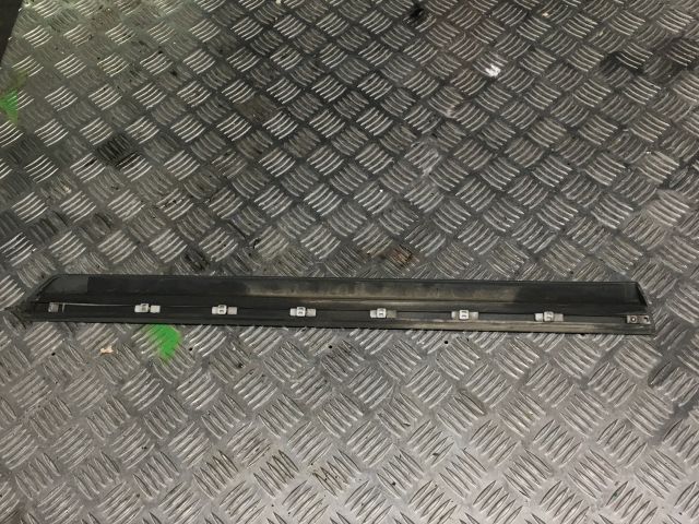 bontott AUDI A6 C5 Jobb hátsó Ajtó Díszléc