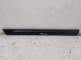 bontott AUDI A6 C5 Jobb hátsó Ajtó Díszléc