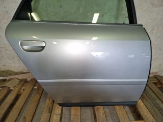 bontott AUDI A6 C5 Jobb hátsó Ajtó (Részeivel)
