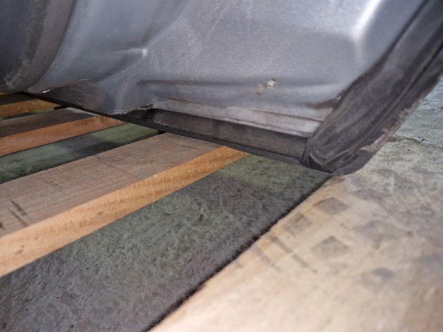 bontott AUDI A6 C5 Jobb hátsó Ajtó (Részeivel)