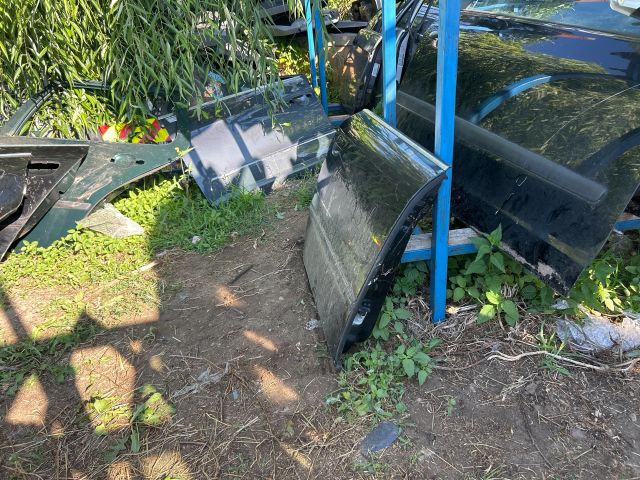 bontott AUDI A6 C5 Jobb hátsó Ajtó (Üres lemez)