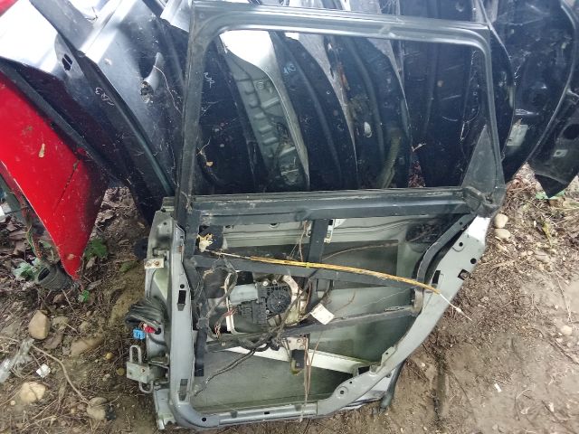 bontott AUDI A6 C5 Jobb hátsó Ajtó (Üres lemez)