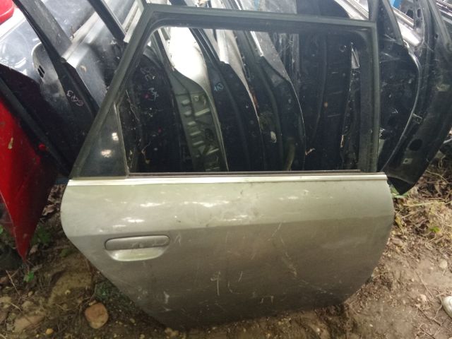 bontott AUDI A6 C5 Jobb hátsó Ajtó (Üres lemez)