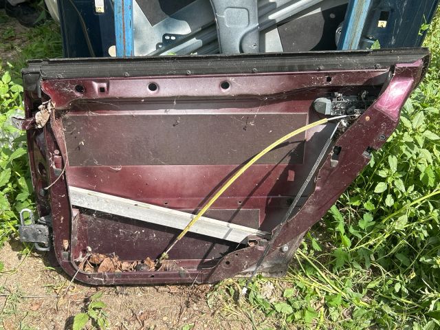 bontott AUDI A6 C5 Jobb hátsó Ajtó (Üres lemez)