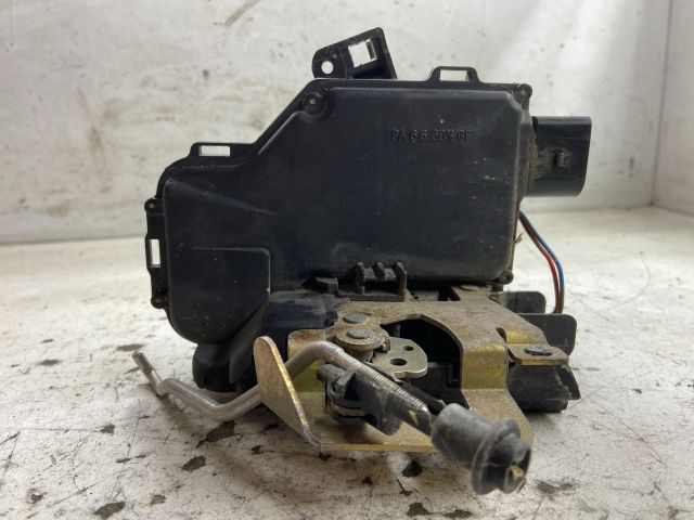 bontott AUDI A6 C5 Jobb hátsó Ajtózár