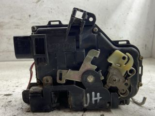 bontott AUDI A6 C5 Jobb hátsó Ajtózár